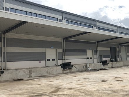 昆明某倉庫用津雙達彩鋼落水管 昆明某倉庫用津雙達彩鋼落水管