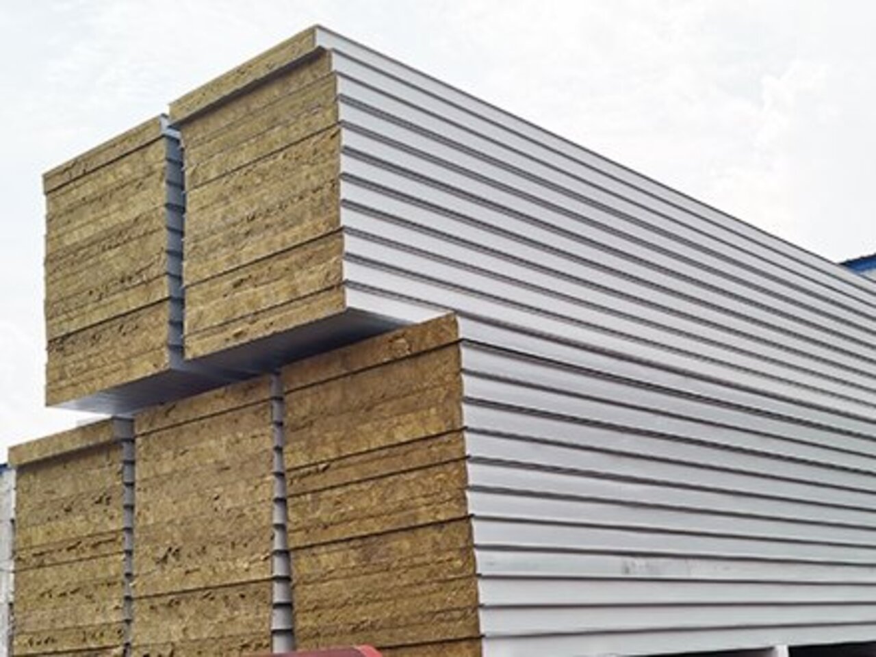 雙面彩鋼巖棉夾芯板 雙面彩鋼巖棉夾芯板