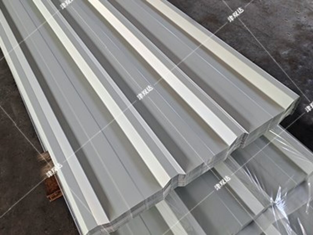 yx35-280-840型彩鋼瓦 yx35-280-840型彩鋼瓦