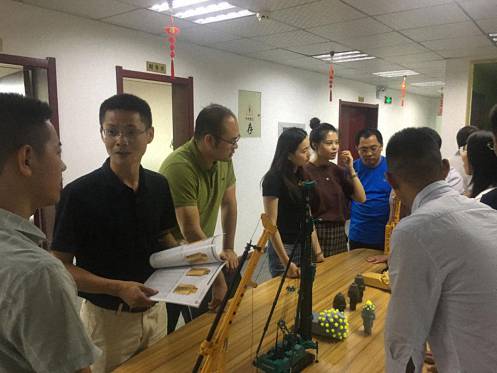 【企業(yè)走訪】博海國(guó)濟(jì)商學(xué)院湖北分院——總裁研修班學(xué)員企業(yè)武漢益爵騰達(dá)機(jī)械有限公司走訪2064.jpg