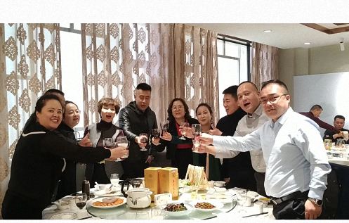 訪企業(yè) 增情誼 促交流——記博海國(guó)濟(jì)商學(xué)院陜西事業(yè)部學(xué)員企業(yè)陜西誠(chéng)鑫消防科技有限公司喬遷之喜816.jpg